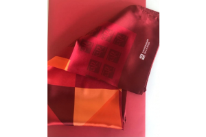 Pañuelo de seda 90X90cm